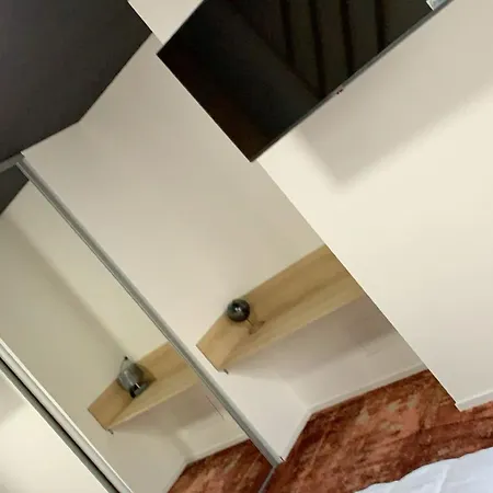 Signature Piscine Jacuzzi نيم