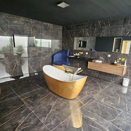 Signature Piscine Jacuzzi *